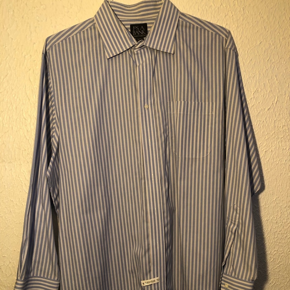 JoS. A. Bank men button down dress casual shirt